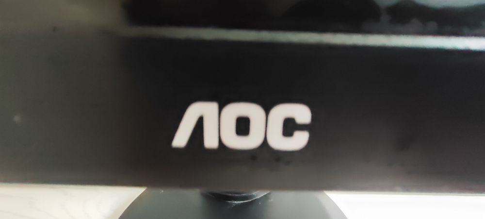 Monitor AOC 100-240V~50/60 Hz - duży pion/poziom