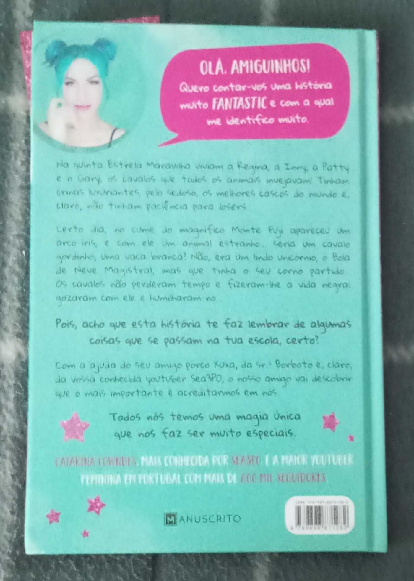 Livro "Como ser um unicórnio" da youtuber Sea3po