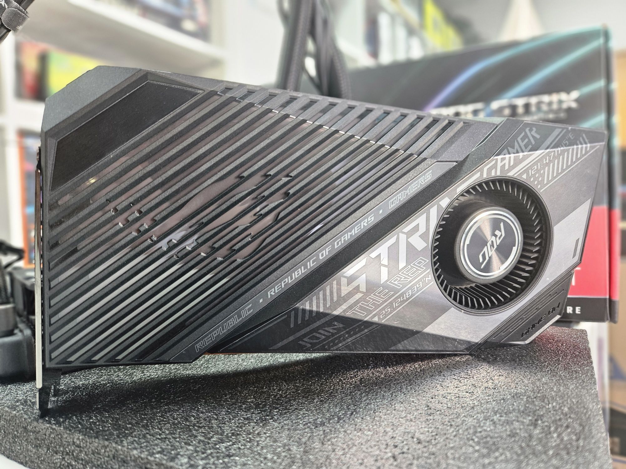 ASUS ROG STRIX LC RX 6800 XT 16 GB