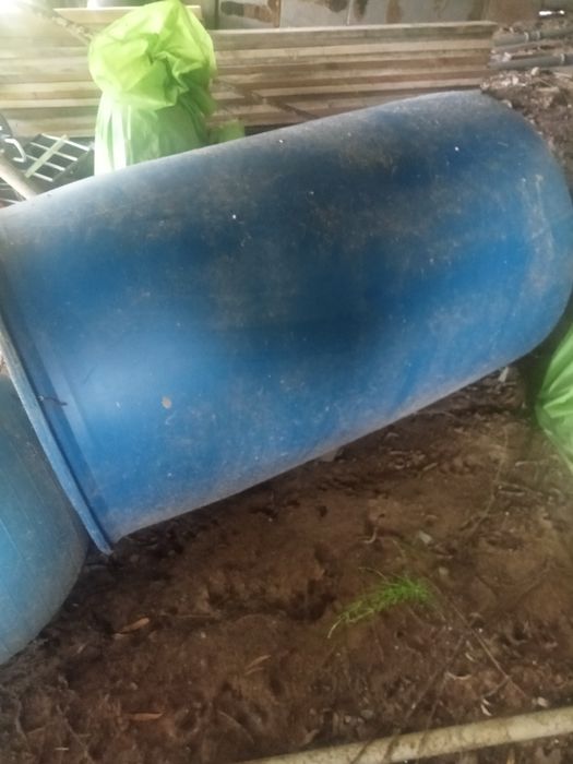 Beczki  200 litrów na pomost