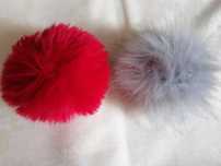 Pompon do czapki eco futro średnica 10cm.Dwa pompony.