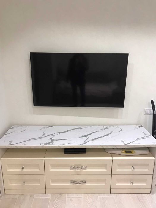 Повісить телевізор на стіну. Установка кріплення для телевізора Монтаж