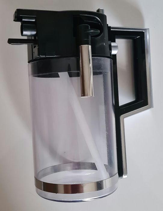 Pojemnik Delonghi ESAM 5600.