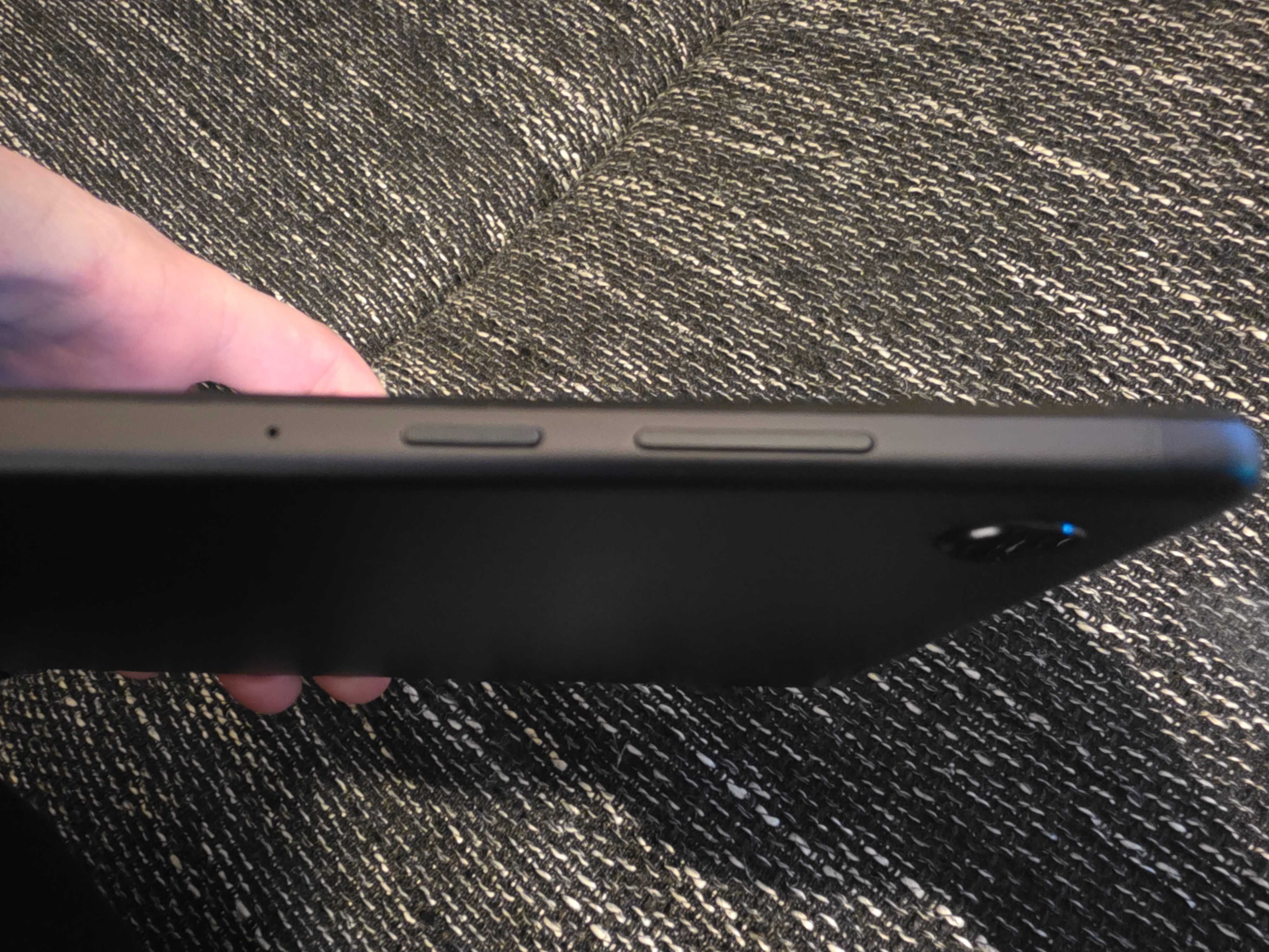 Планшет Lenovo TB-X306F б.у.