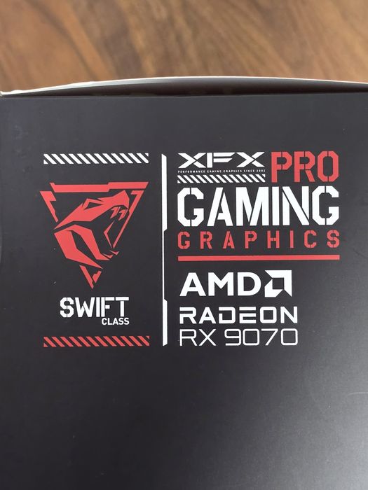 Placa Gráfica XFX Swift Radeon RX 9070 OC Triple Fan 16GB