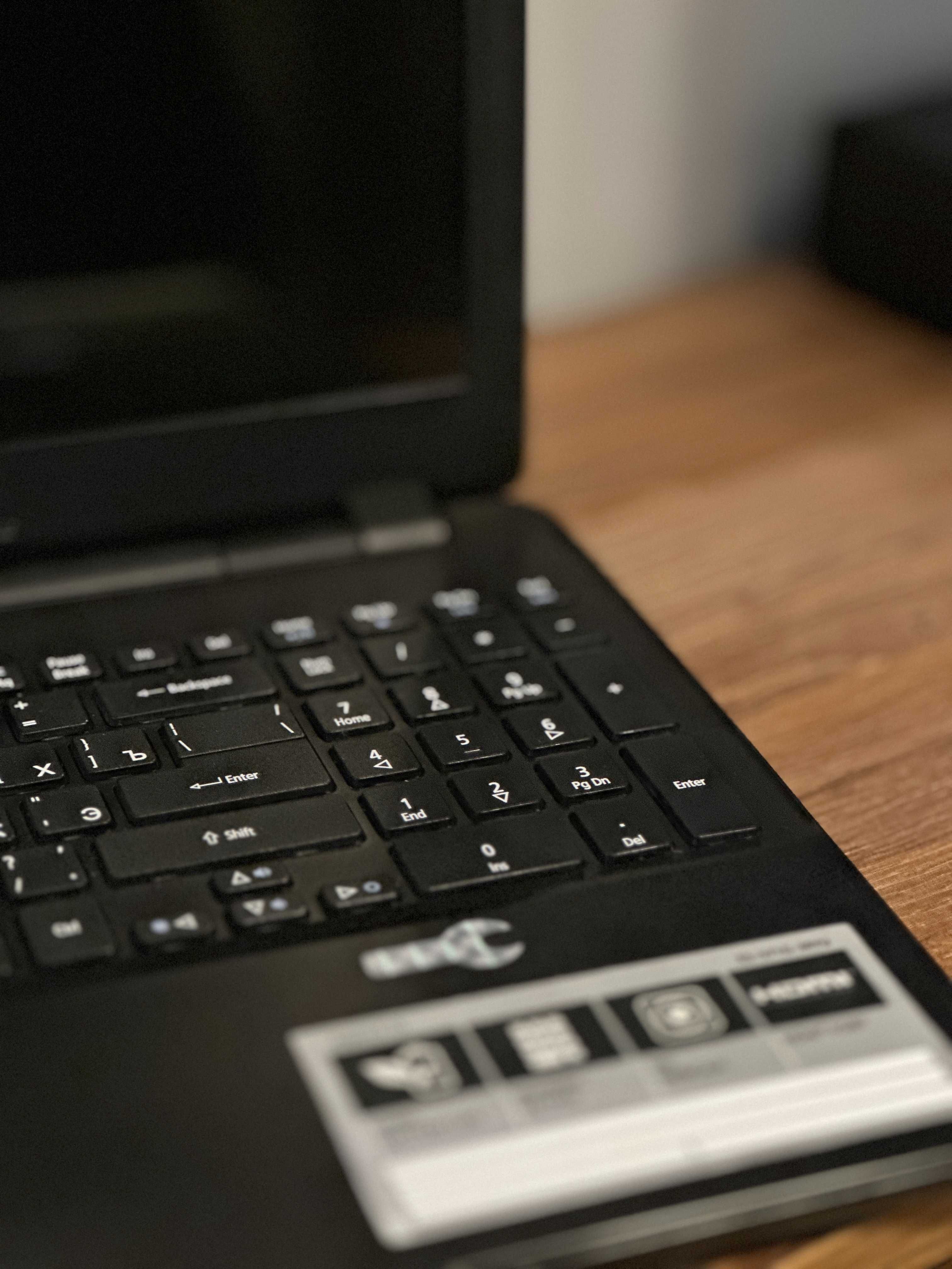 Ноутбук Acer Aspire E5