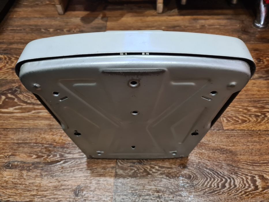 Напольные весы механика СССР 1989г. Металлические до 130кг.