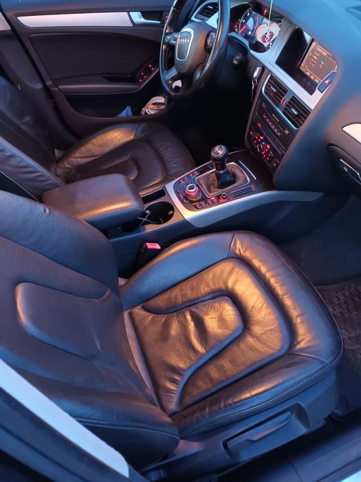 Audi A4 B8 2.0 TDI CR Xenon Led Skóra