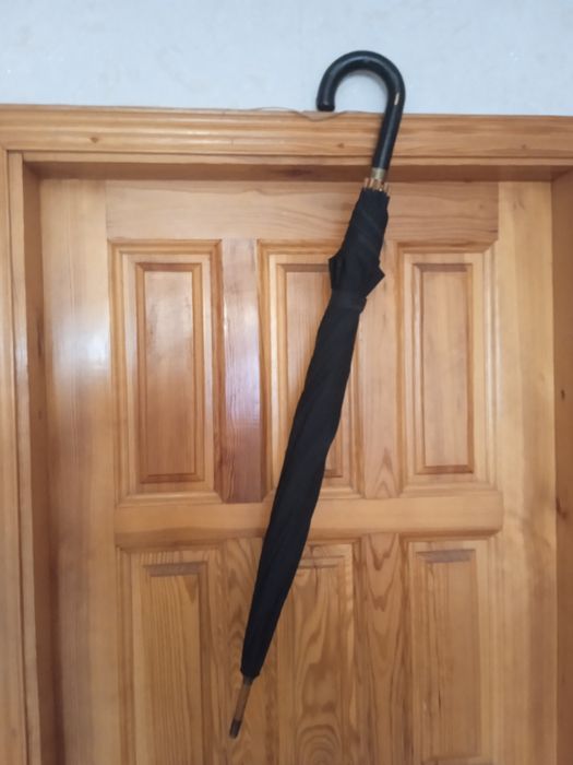 Зонт-трость черный