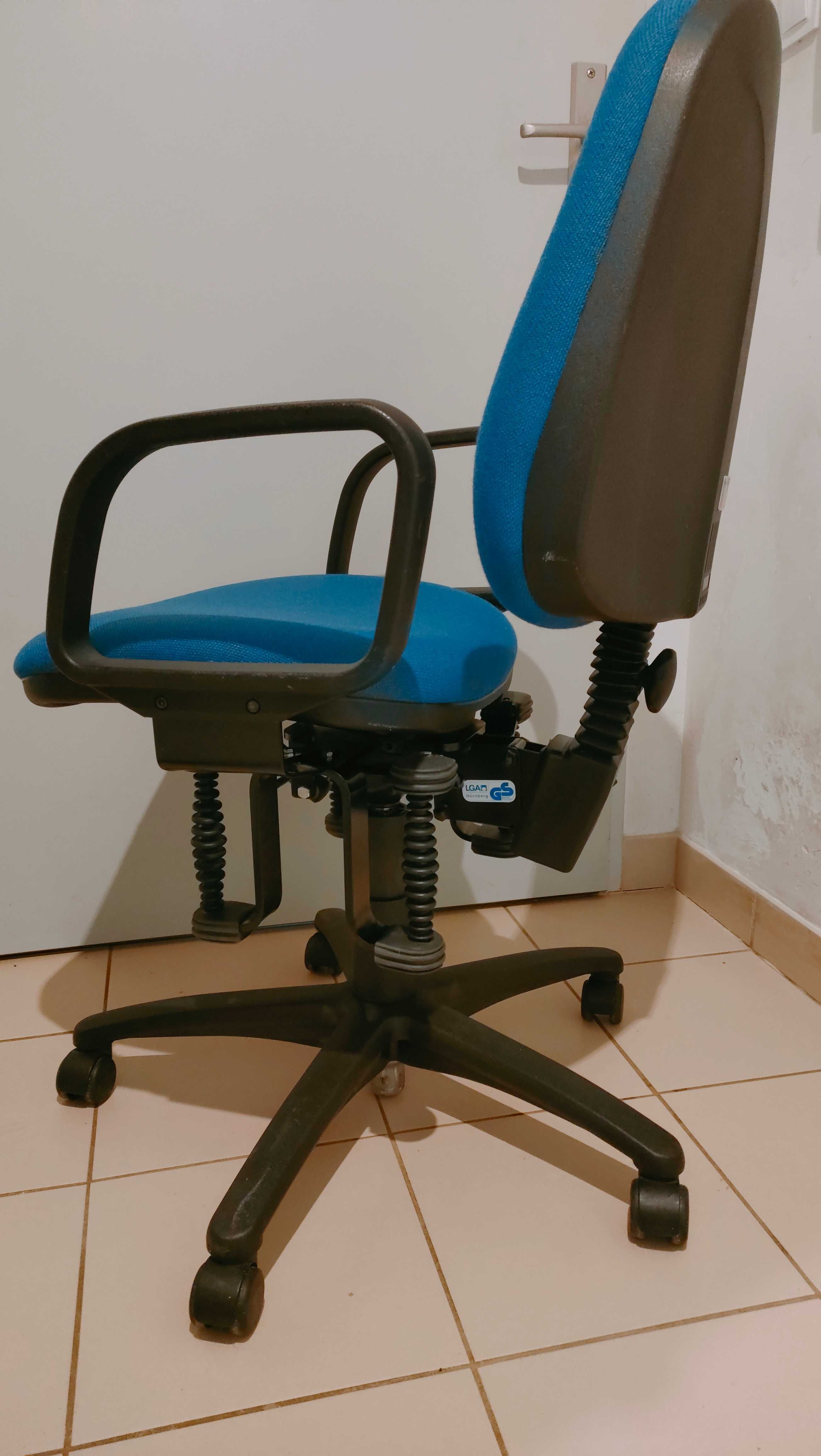 Fotel obrotowy system BIOSWING