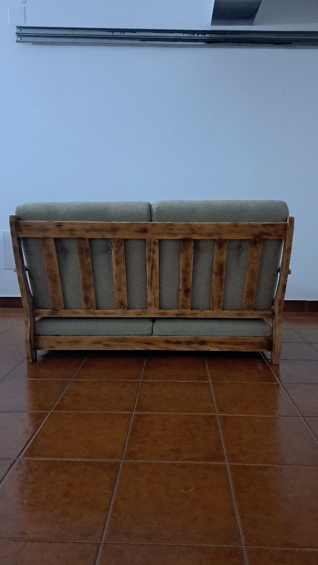 Vendo sofá cama 2 lugares // Redução de preço