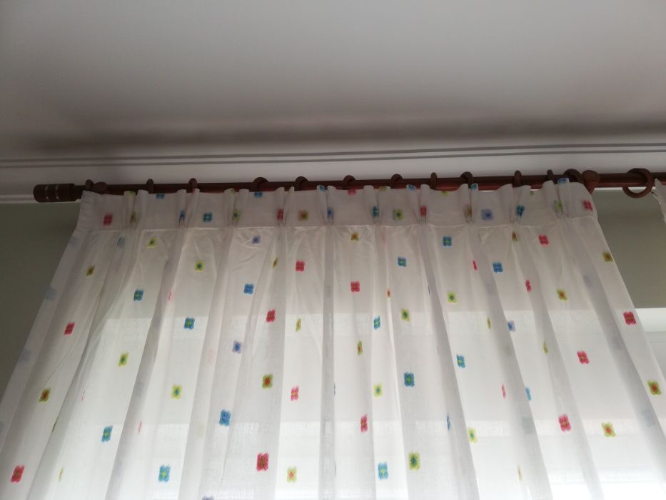 Colcha ou edredão e Cortinas - o conjunto