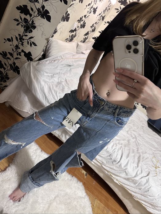 Джинси Zara. Mid Rise Straight. 34р.