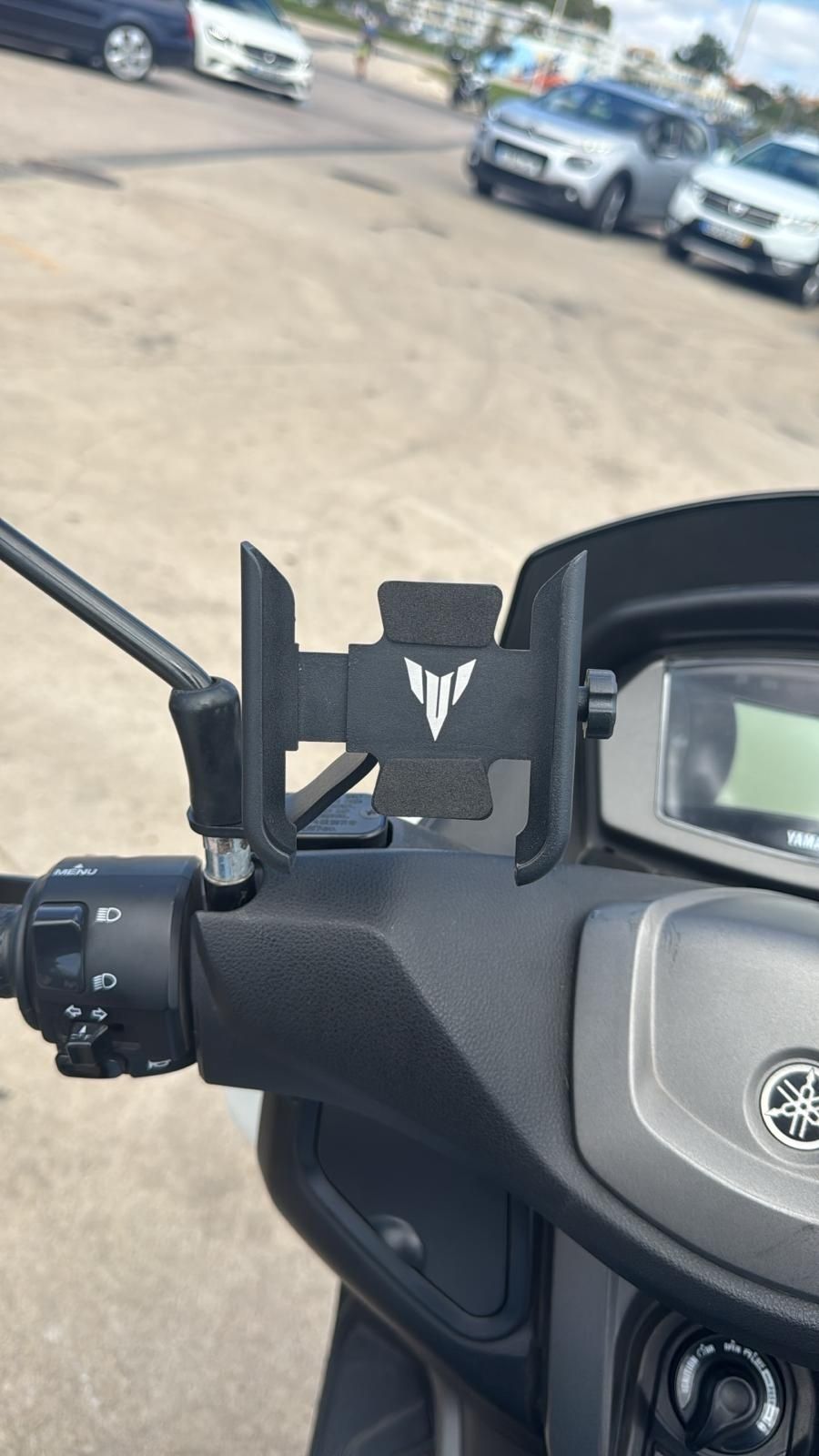 Moto muito boa e conservada.