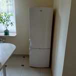 Lodówka Whirlpool. Klasa A. 160 cm.