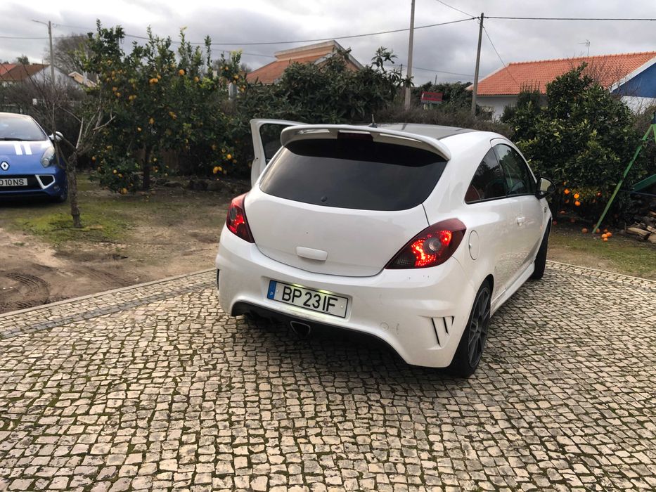 Opel Corsa OPC Black Edition