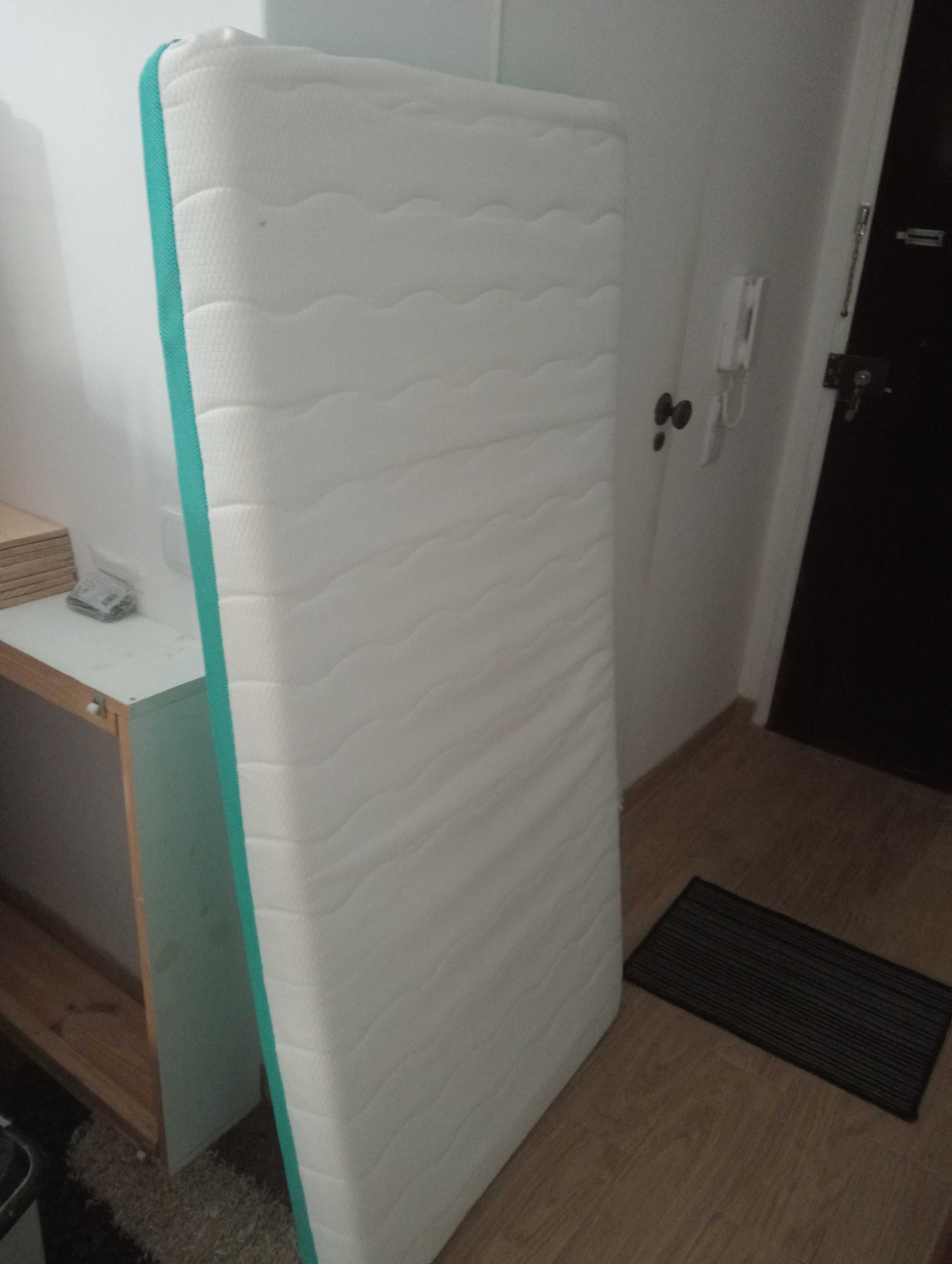 Cama Beliche Tripla Infantil – Estrado + 1 Colchão | Já Desmontada