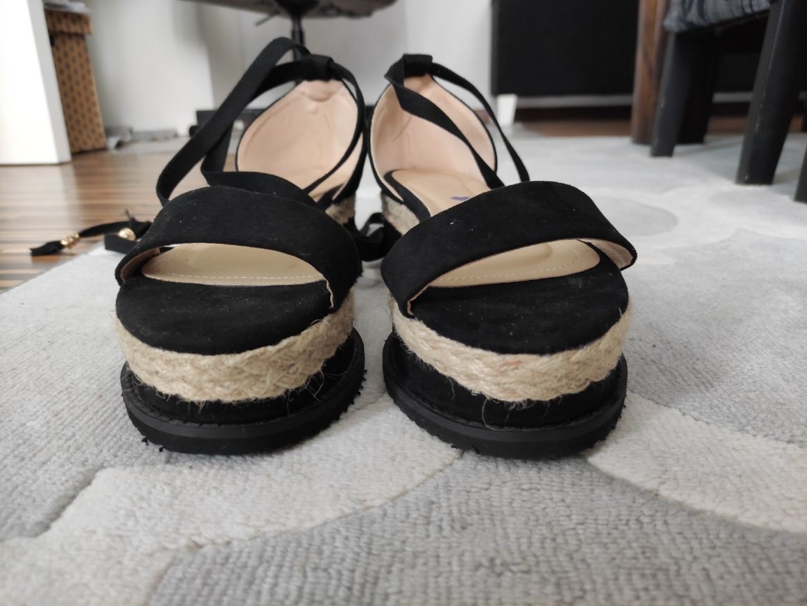 Sandały damskie wiązane buty na koturnie czarne lato piękne wygodne 41