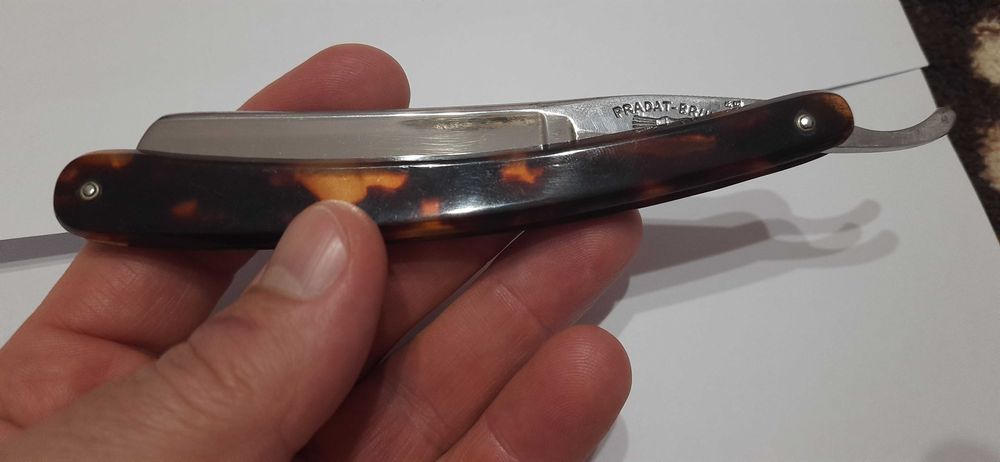 Продам опасную бритву