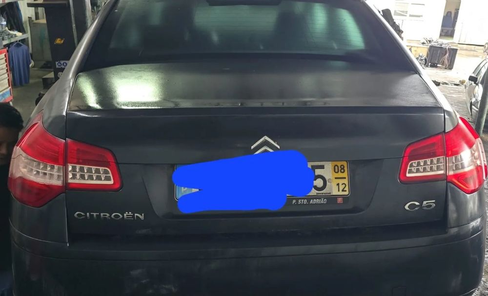 Mala e farolins citroen c5 ano 2008