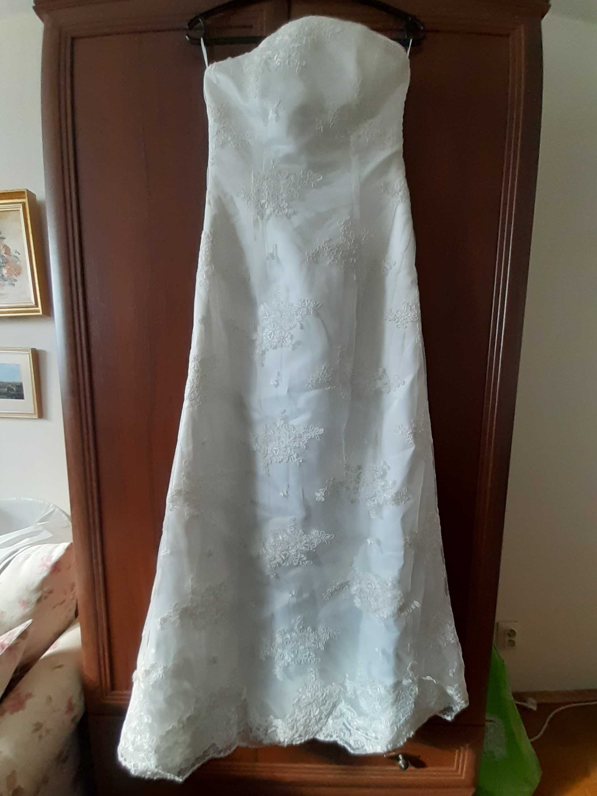 Suknia ślubna, ivory, koronkowa 36