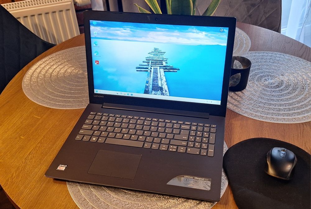 Laptop Lenovo Ideapad 15 AMD/RAM 4GB/Dysk SSD/ WIN 11