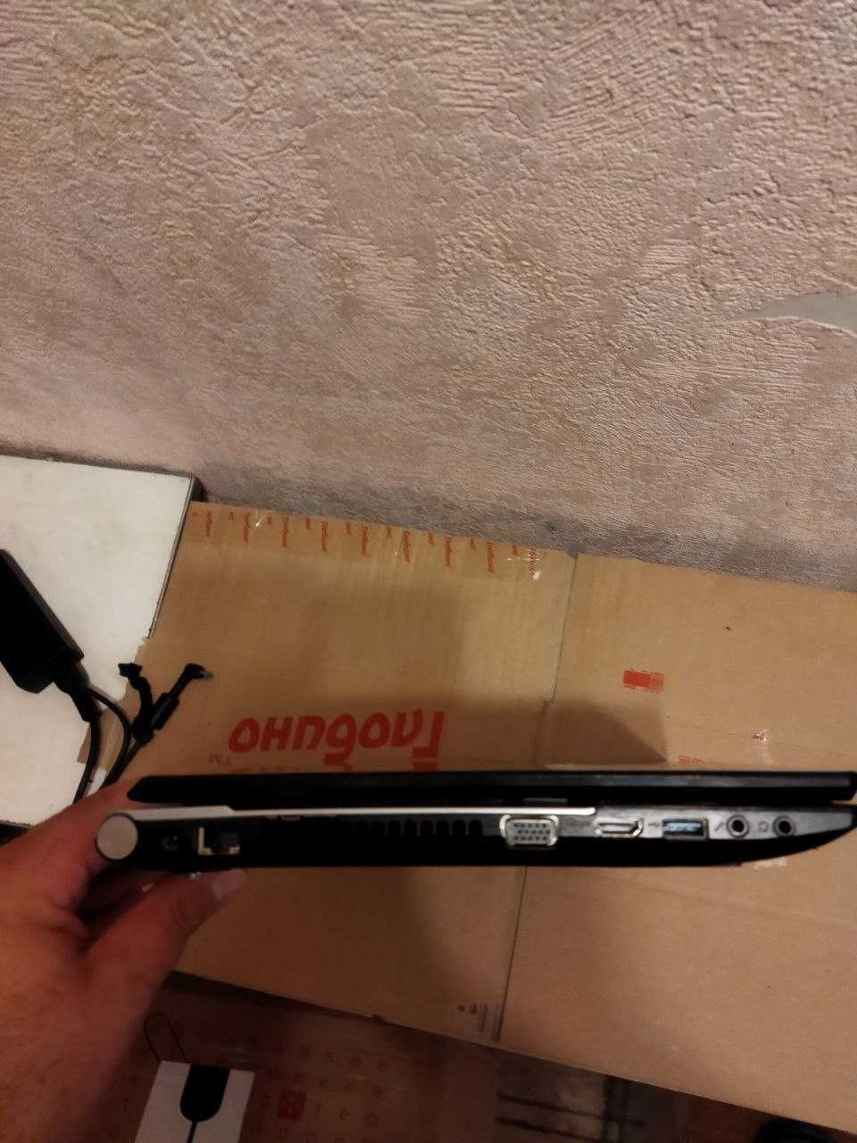 Ноутбук acer v3-571G