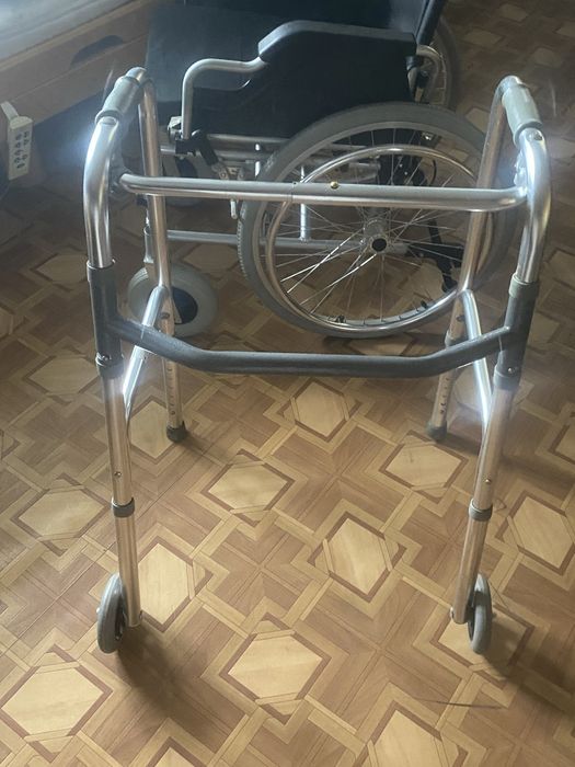 Bslkonik aluminiowy z kolkami