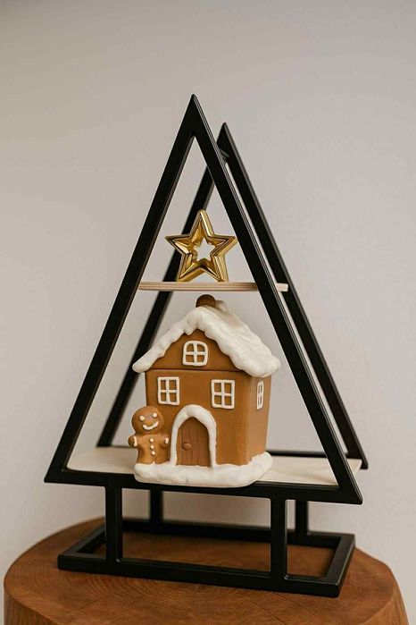 Nowoczesne dekoracyjne choinki świąteczne