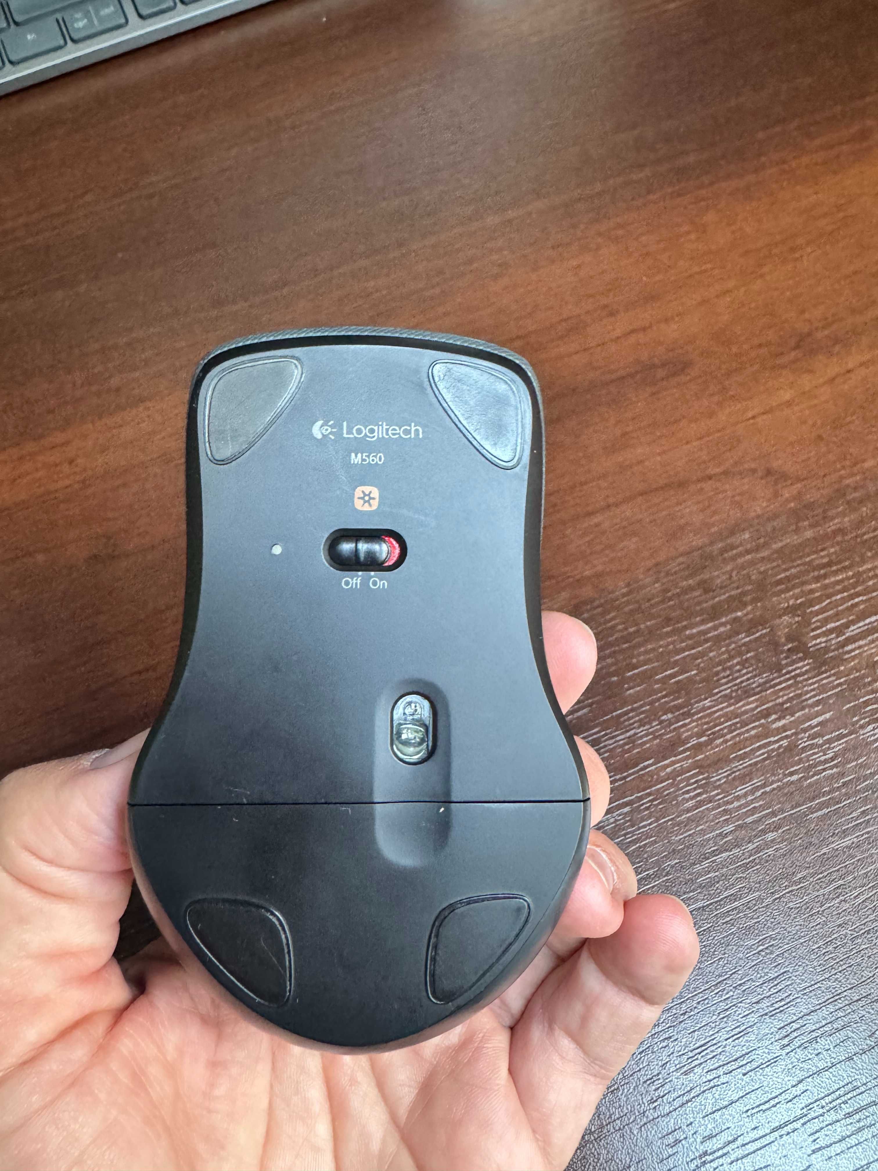 Myszka bezprzewodowa Logitech M560 sensor optyczny - stan idealny