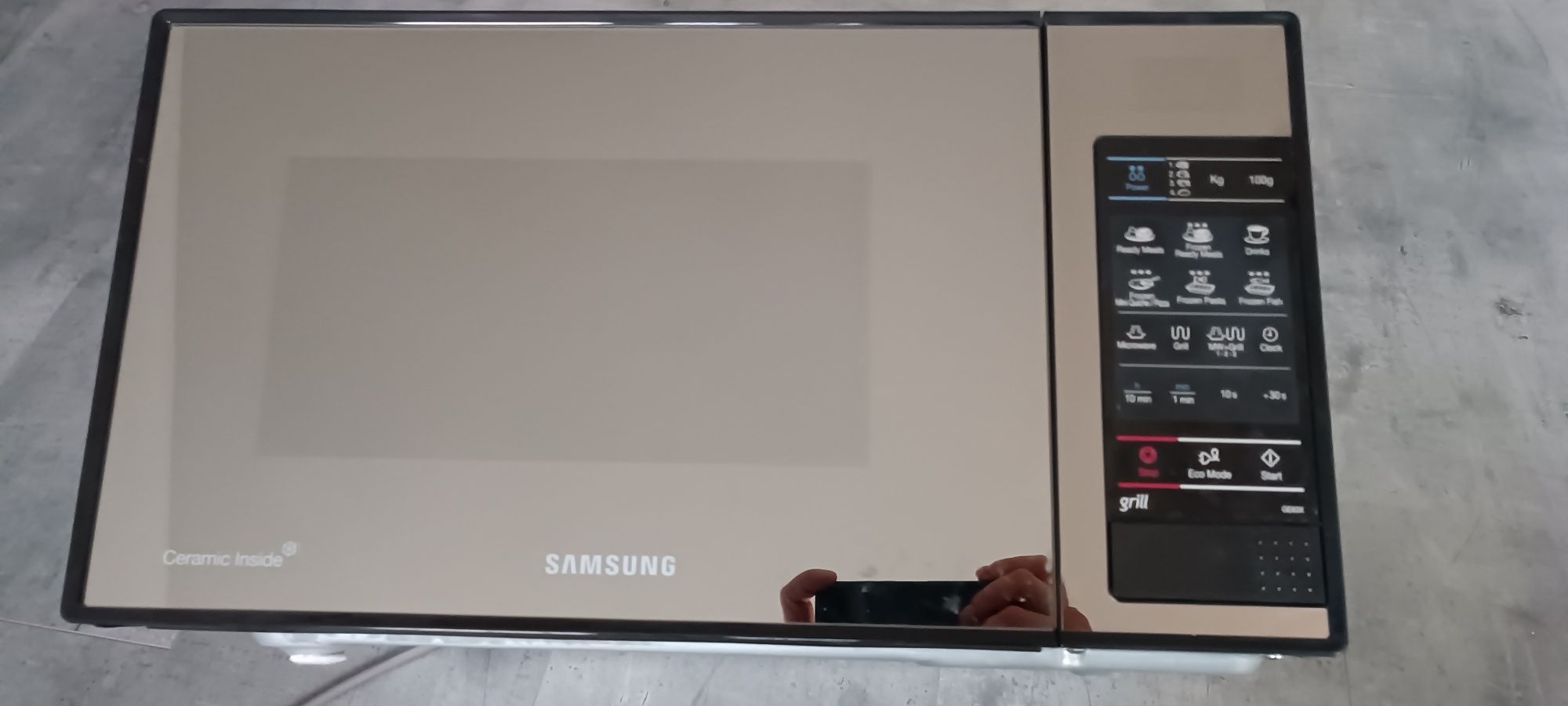 Kuchenka mikrofalowa Samsung GE83X z grillem