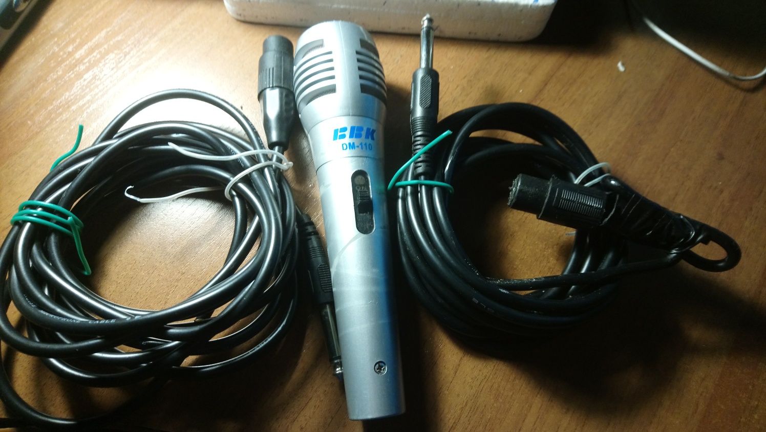 Мікрофон BBK DM-110 дроти і мікрофон робочі