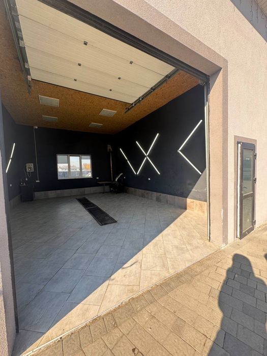 З дається в Оренду бокс