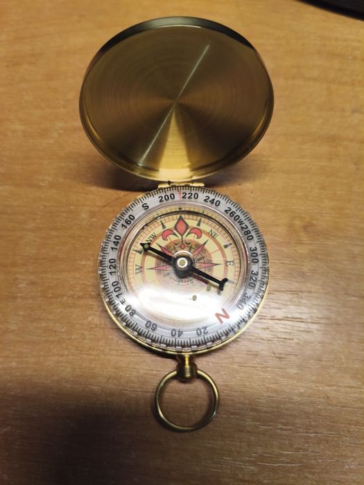 Карманный латунный компас
