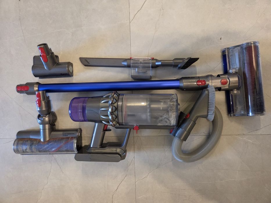 Dyson V11 absolute