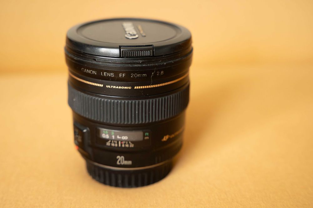 Canon 5D Mark II + 20mm 2.8 +  50mm 1.4 + 70-300mm +Speedlite 580EX II