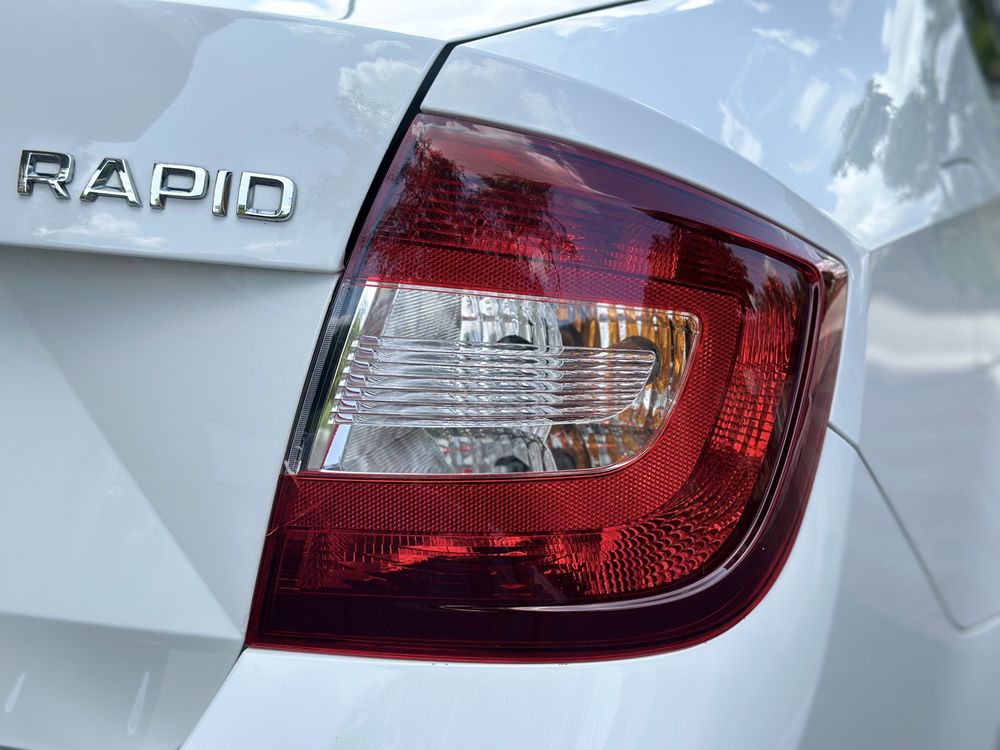 Продам SKODA RAPID 1.2TSI 2015 рік