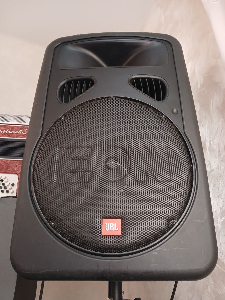 JBL EON G2 Активна колонка професійна всепогодна ( USA)