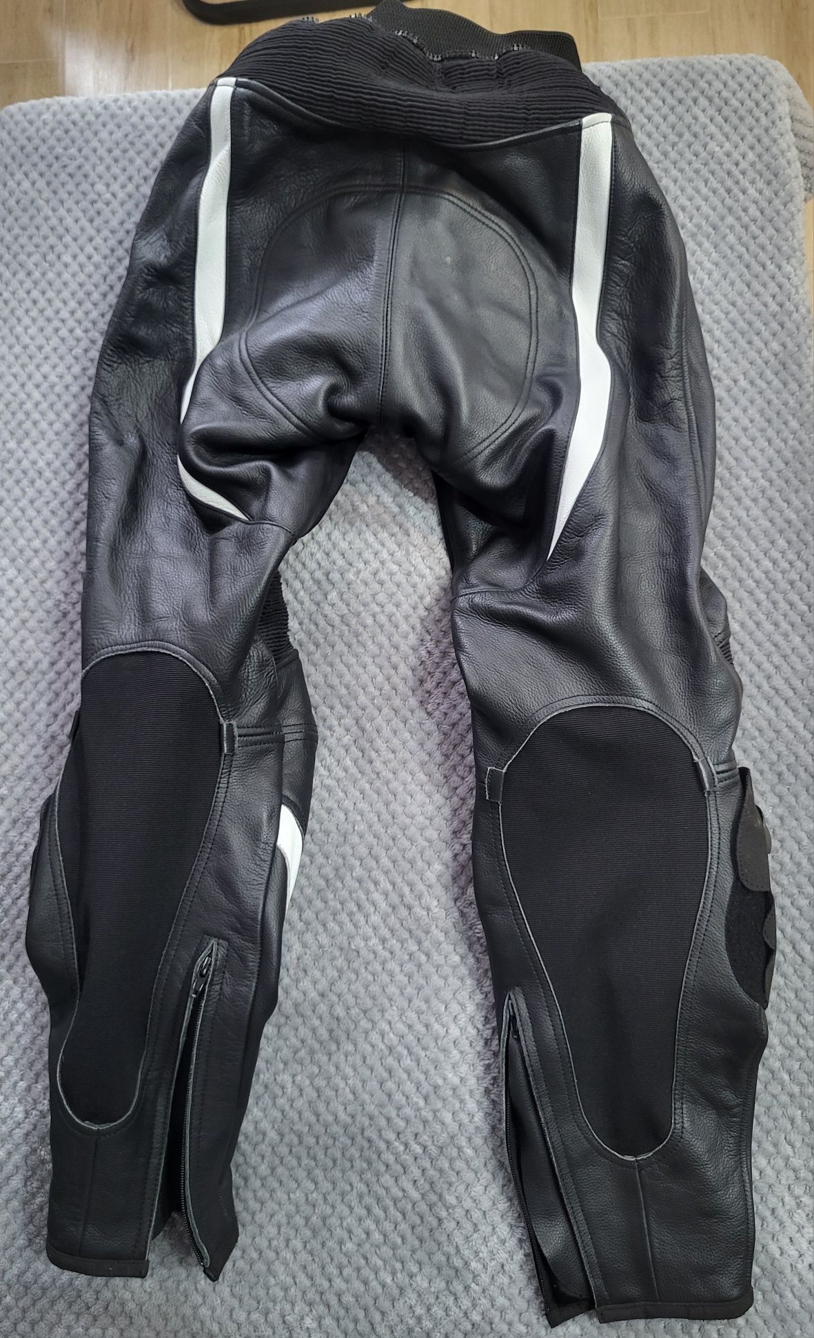 Kombinezon motocyklowy