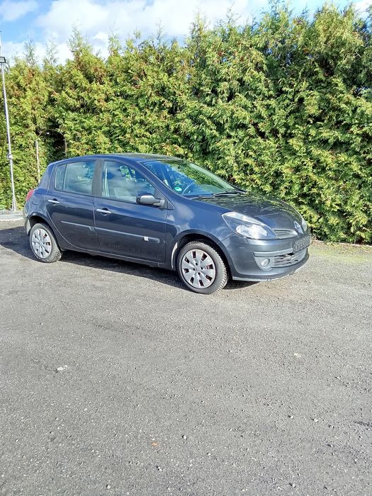 Renault Clio automat klima benzyna