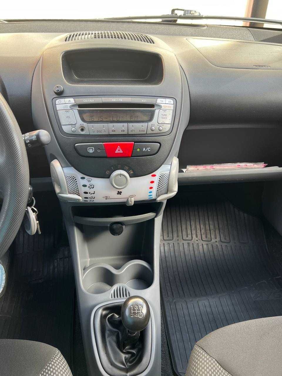 2010 Toyota Aygo   - 4700 $