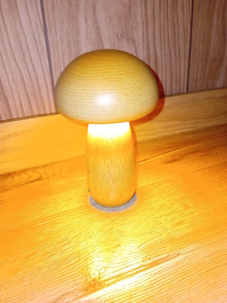 Lampka biurkowa, nocna w kształcie grzybka