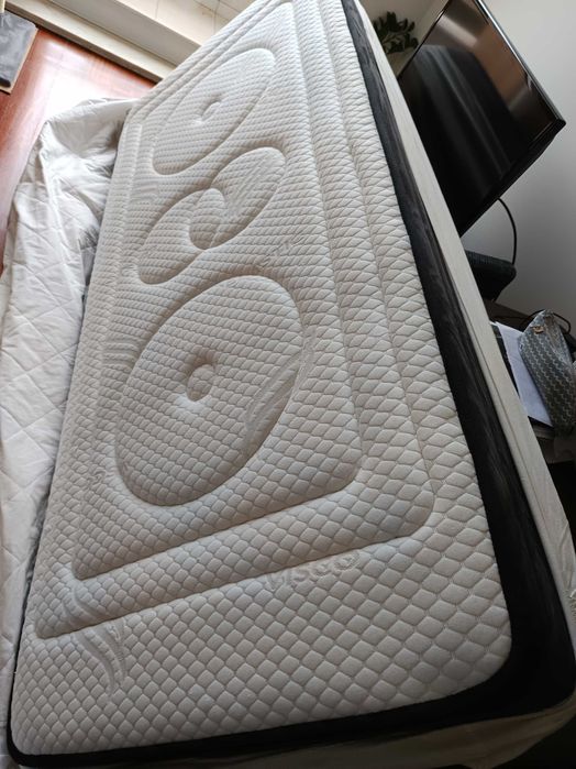 Colchão muito bom como novo