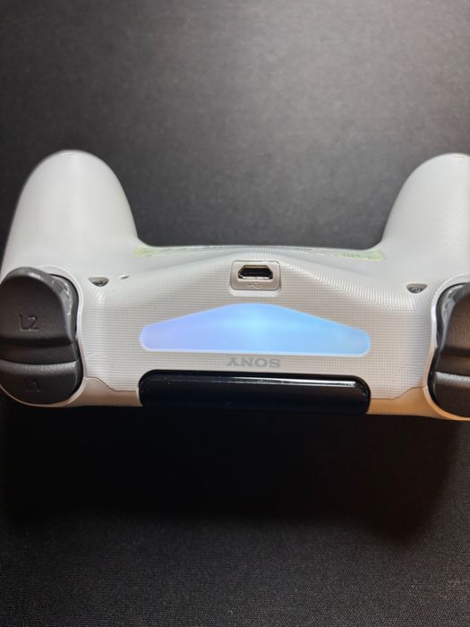 Pad do PlayStation 4, biały, white