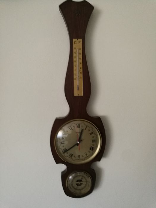 Relógio barómetro termómetro