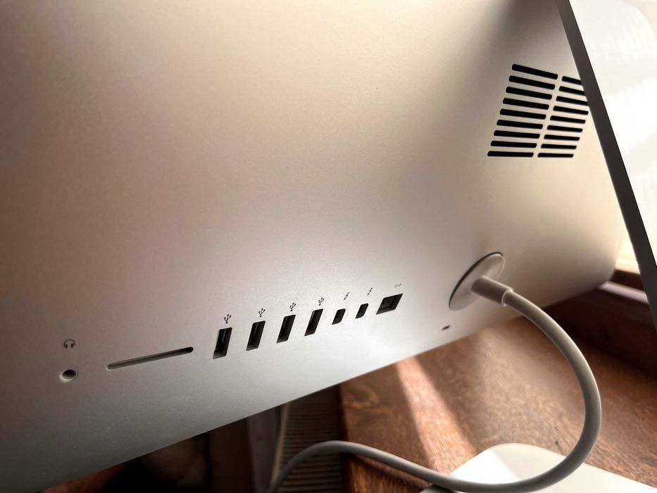 Apple iMac 21,5″ (Mid 2014) + klawiatura + mysz - Starachowice