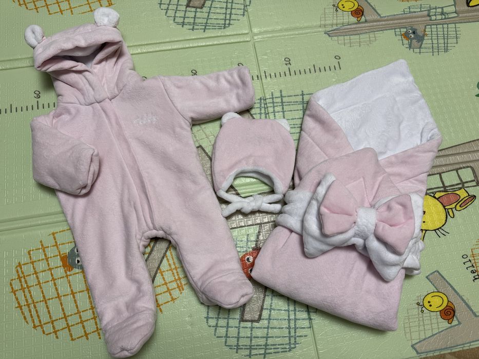 Набір на виписку, комбінезон, конверт на виписку