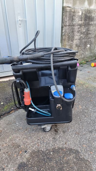 Мийка високого тиску 3 нагріванням води Nilfisk neptune 4