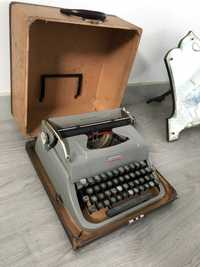 Máquina de escrever Underwood Golden Touch