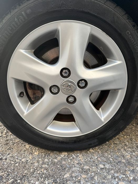 Toyota Yaris D-4D Automático